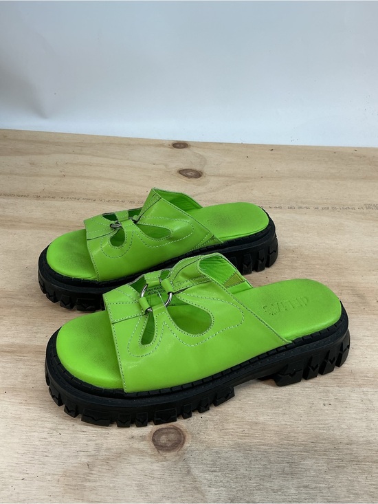 dELiA*s Shoes - dELiA*s Bright Green Chunky Slide Sandals with Flower Cutout Size 8M